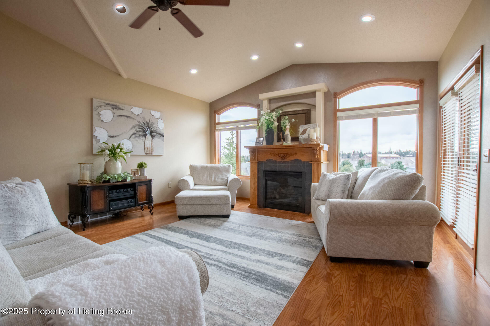 Property Photo: 1570 Prairie Creek Road ND 58601