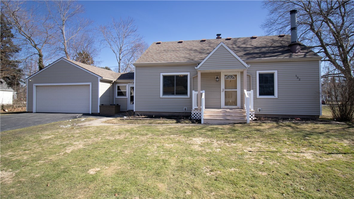 Property Photo: 132 Dorsey Road NY 14616