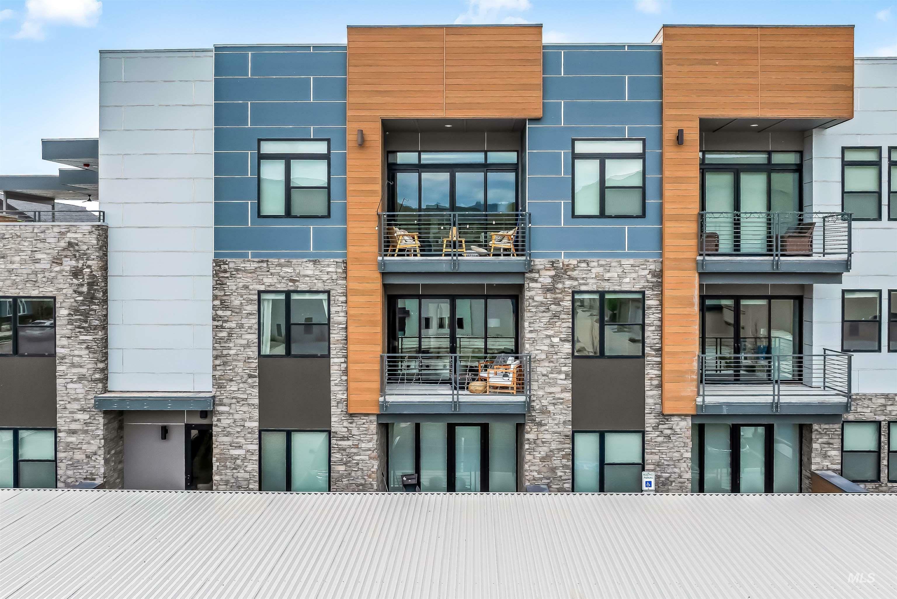 Property Photo: 3850 E Haystack Street 205 ID 83716