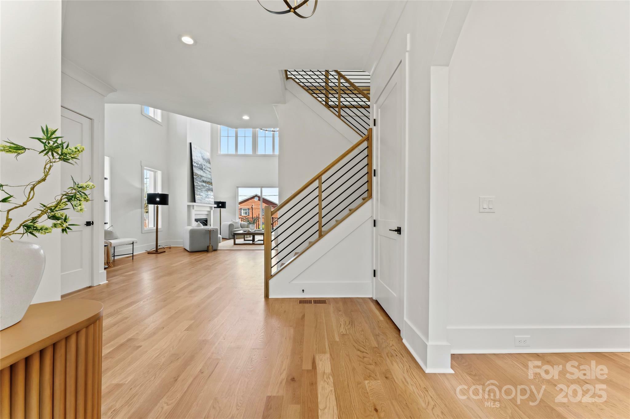 Property Photo: 621 Poindexter Drive NC 28209