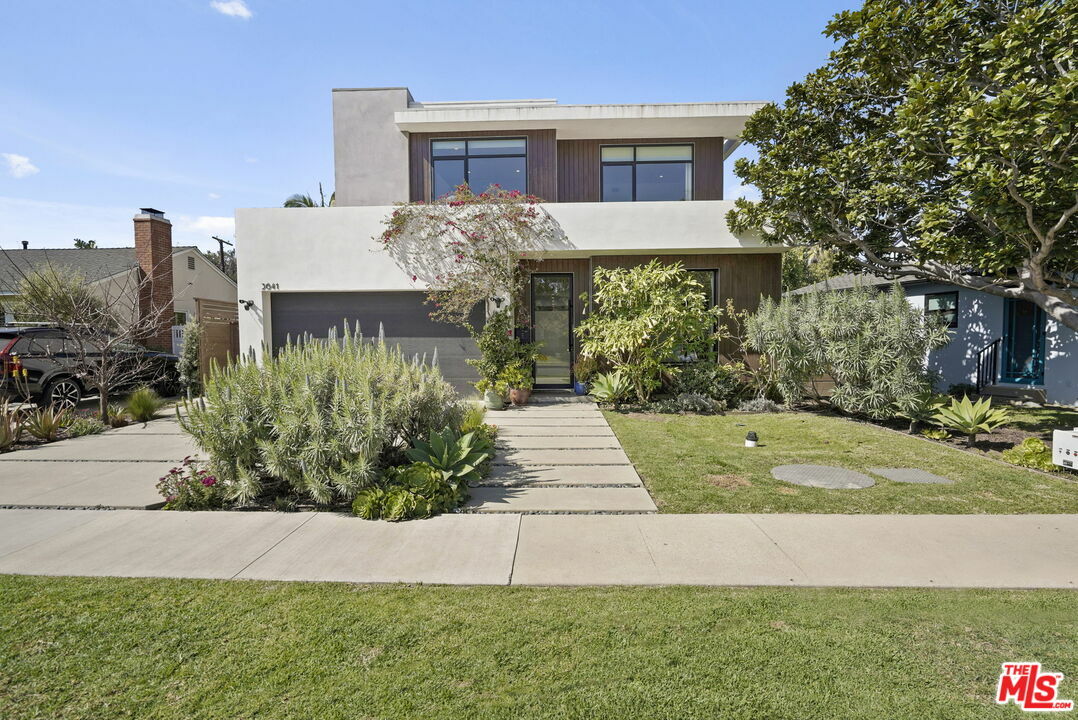 Property Photo:  3641 Purdue Ave  CA 90066 