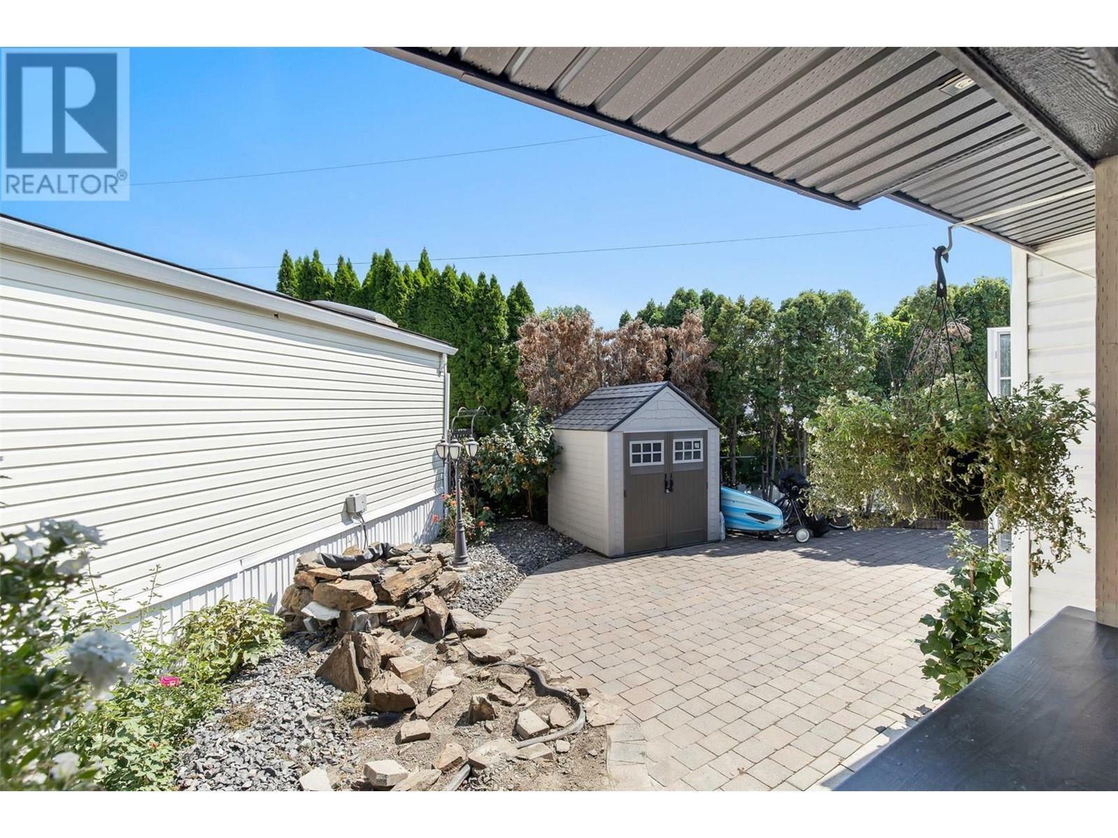 Property Photo: 2005 Boucherie Road 98 BC V4T 1R4
