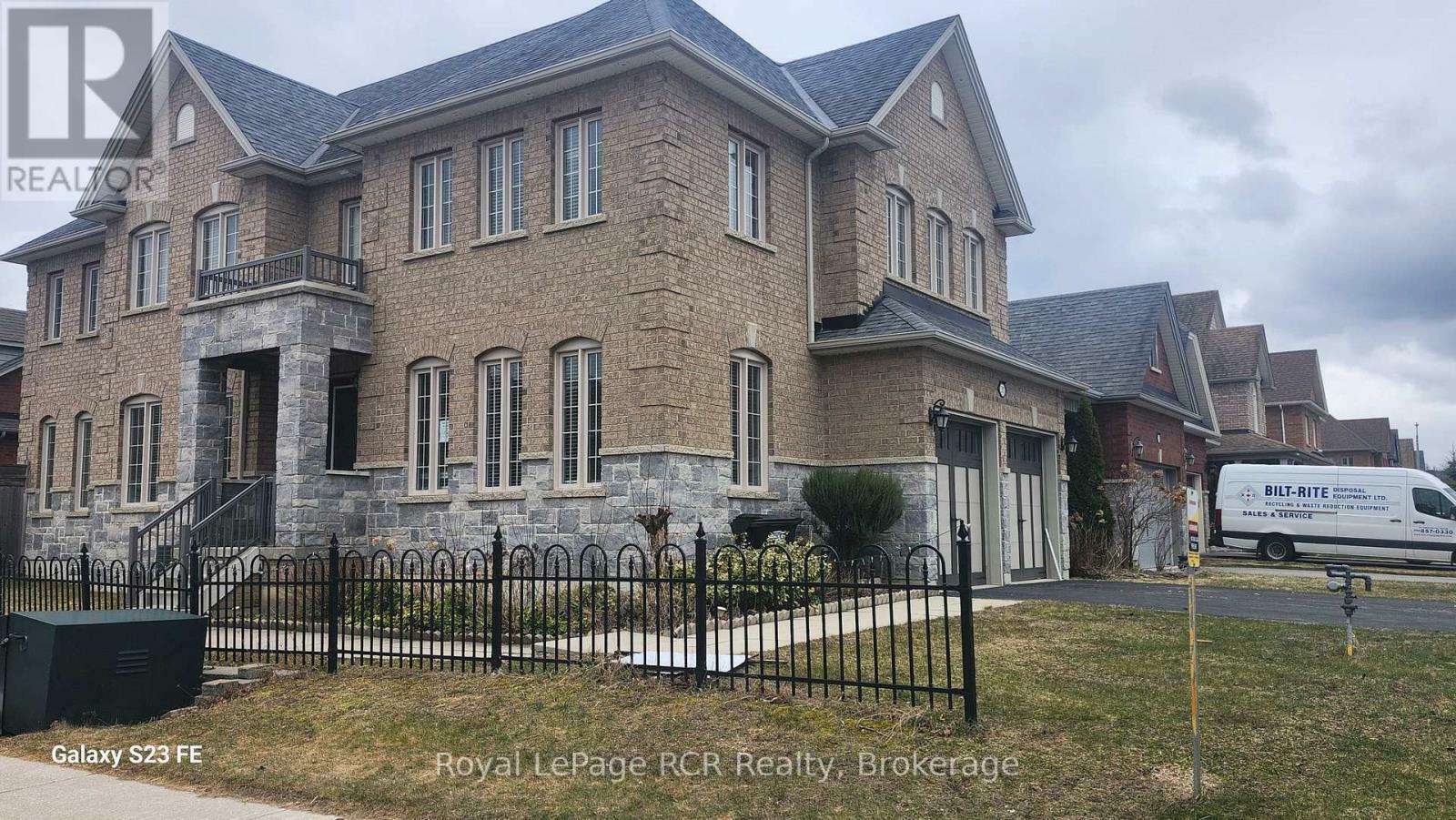 201 Eight Avenue  New Tecumseth (Alliston) ON L9R 1Z6 photo