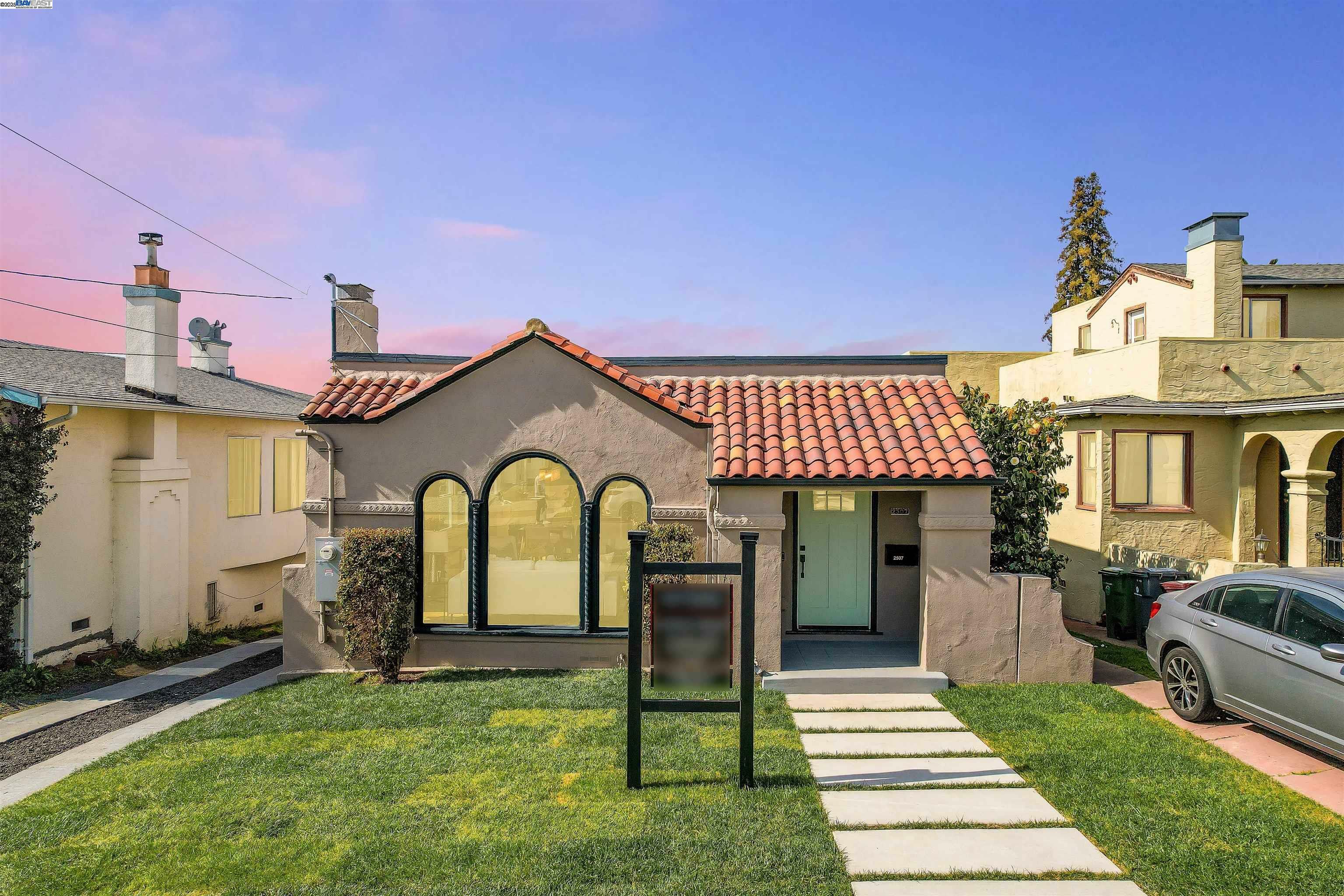 2507 Maxwell Ave  Oakland CA 94601 photo