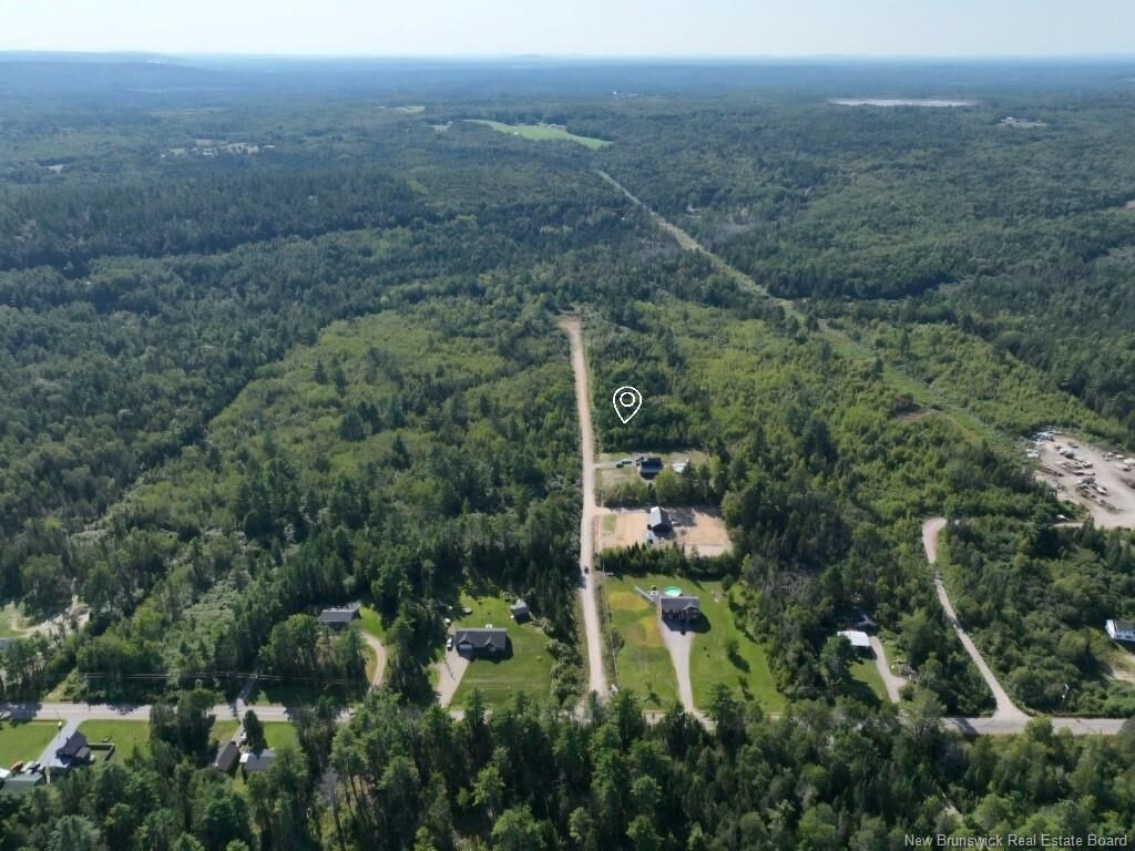Property Photo: 7 Crest Avenue NB E3L 5C1