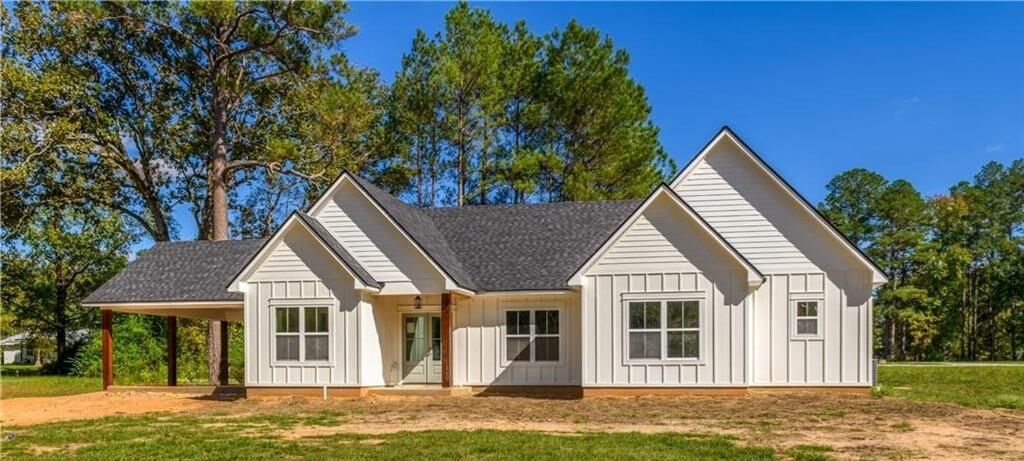 Property Photo: 11160 Highway 28 East Highway LA 71360