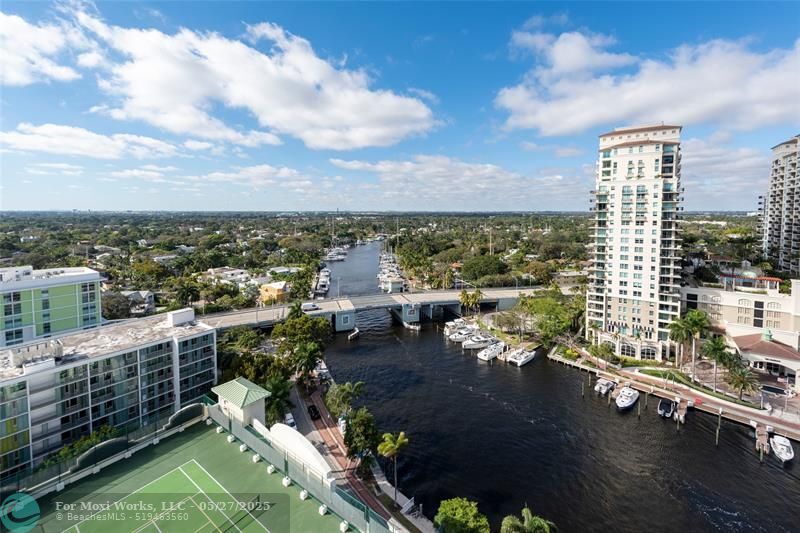 Property Photo: 401 SW 4 1702 FL 33315