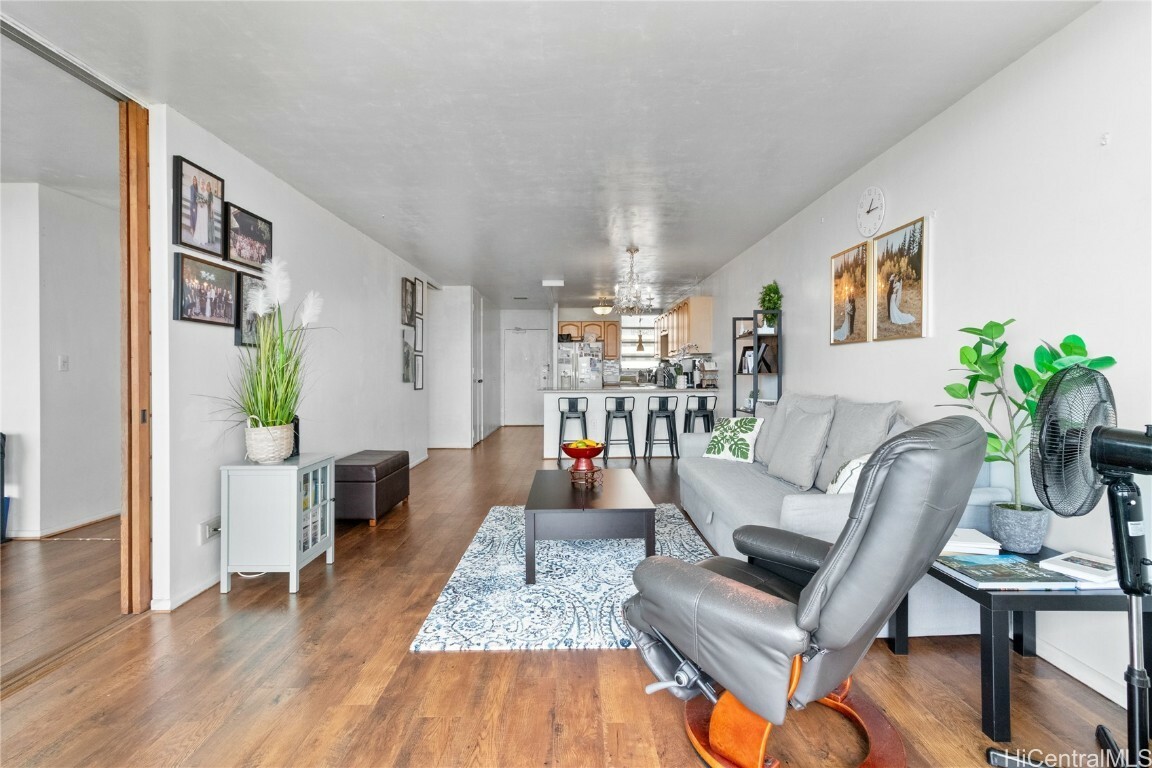 Property Photo: 1015 Ala Napunani Street 802 HI 96818