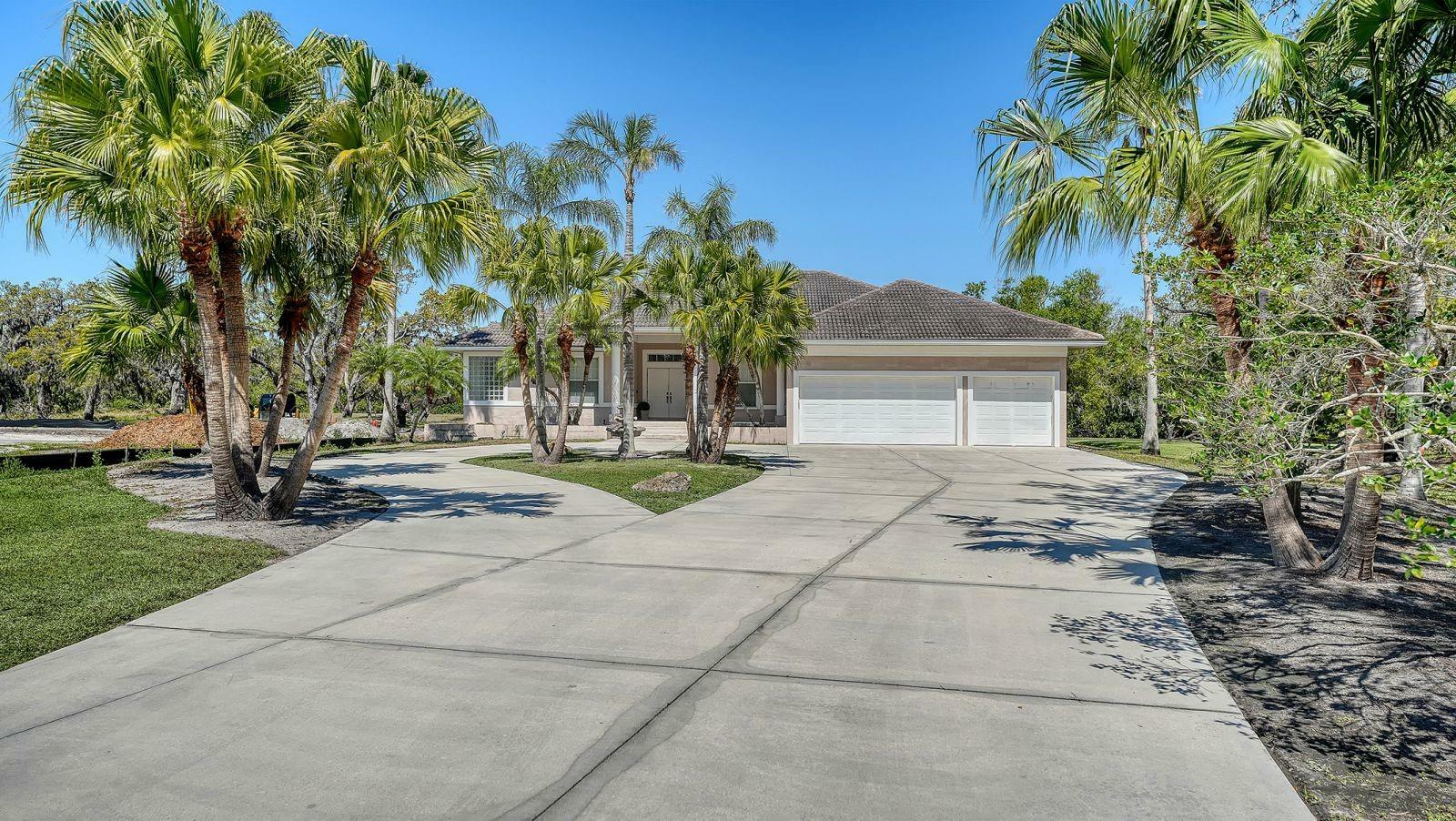 Property Photo:  1030 Bahia Vista Court  FL 34232 