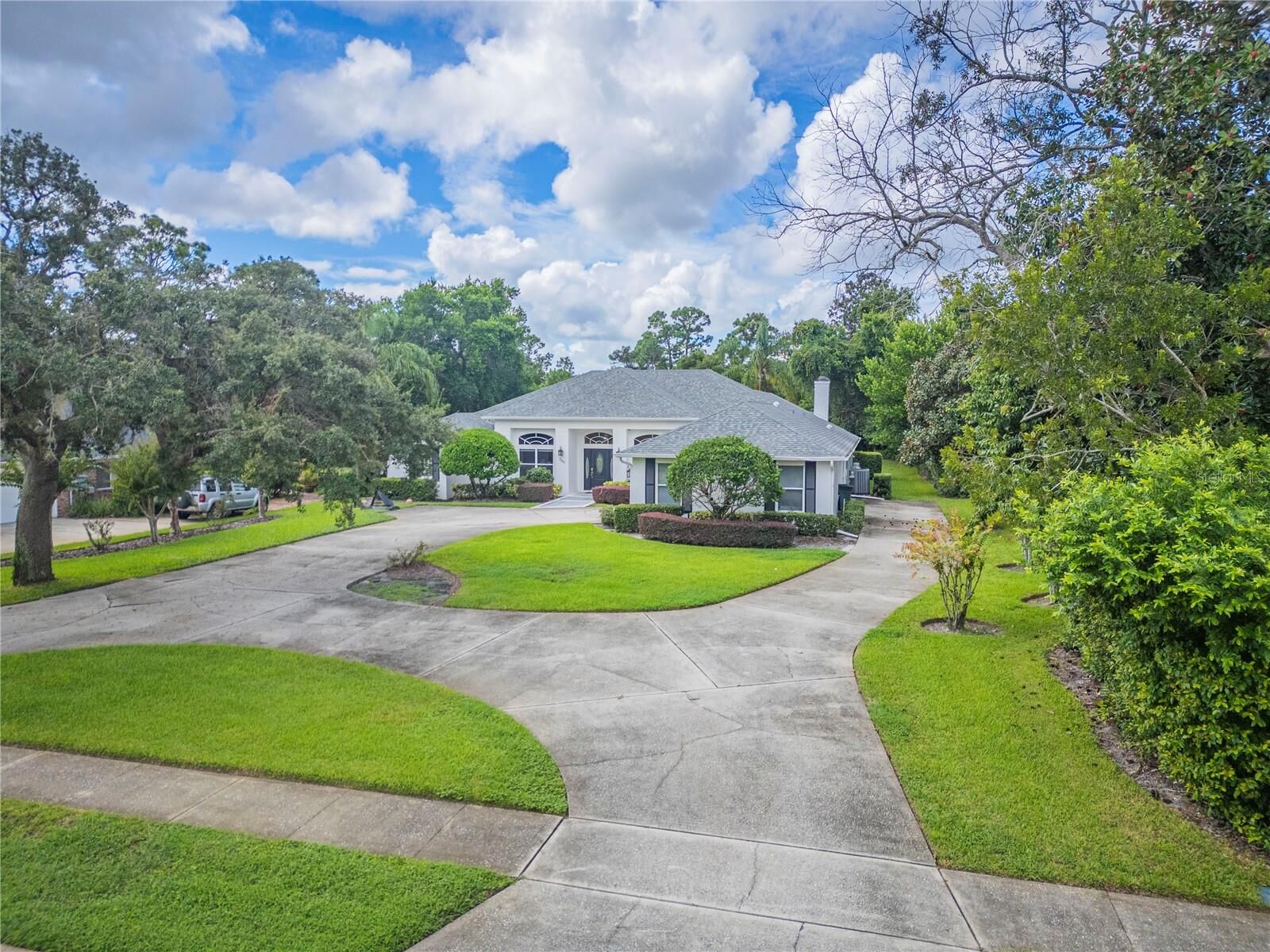 Property Photo: 369 Caddie Drive FL 32713