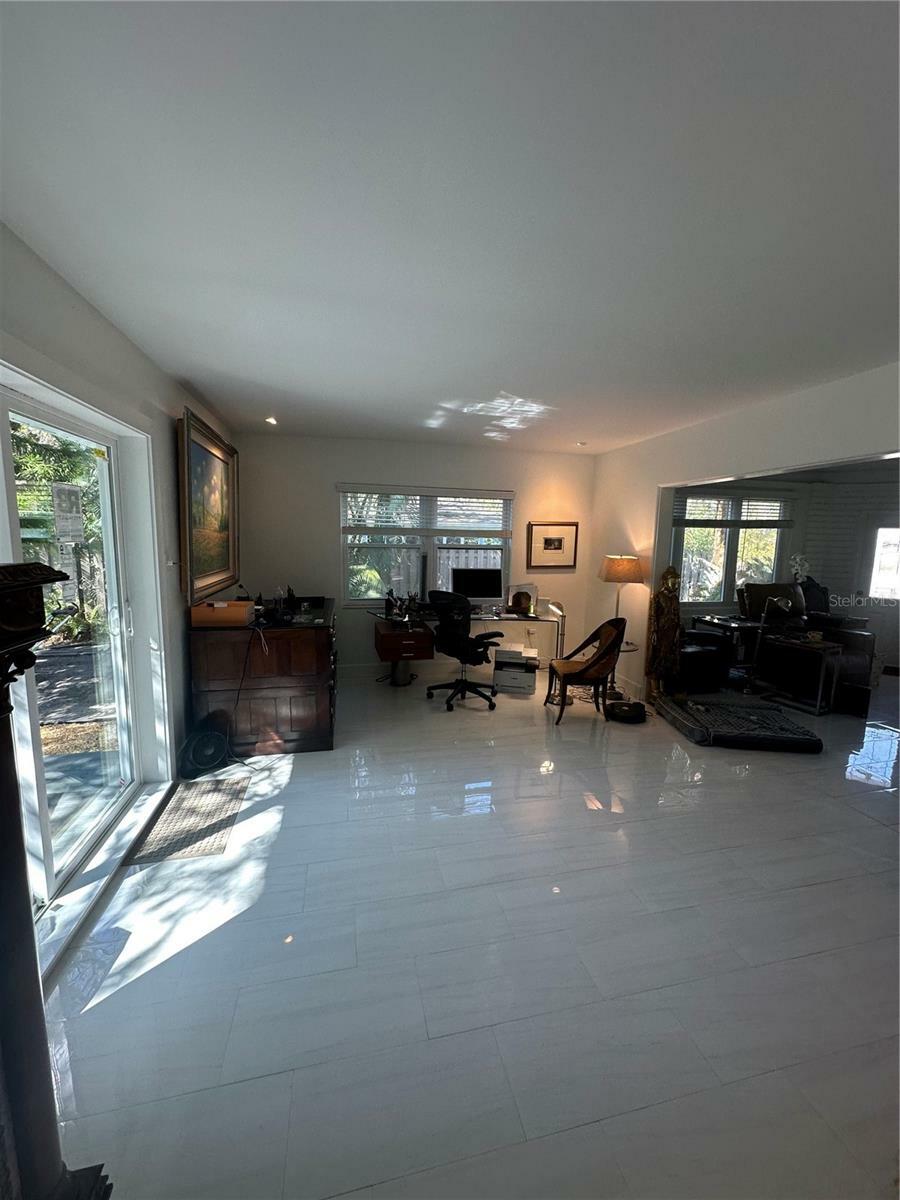 Property Photo: 728 41st St Street FL 34234