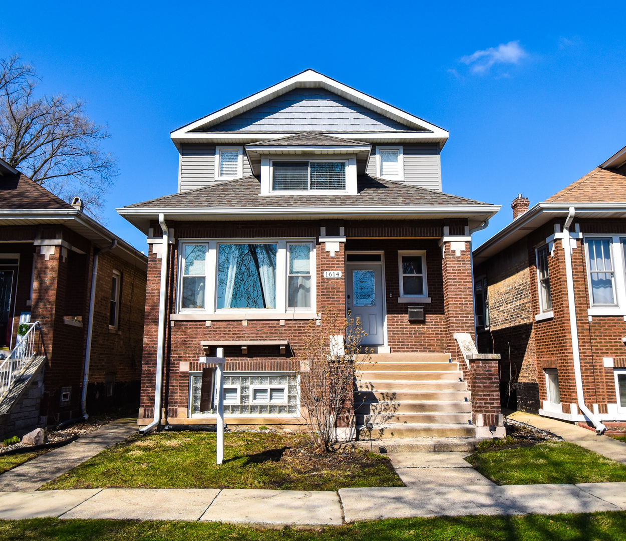 Property Photo:  1614 Harvey Avenue  IL 60402 