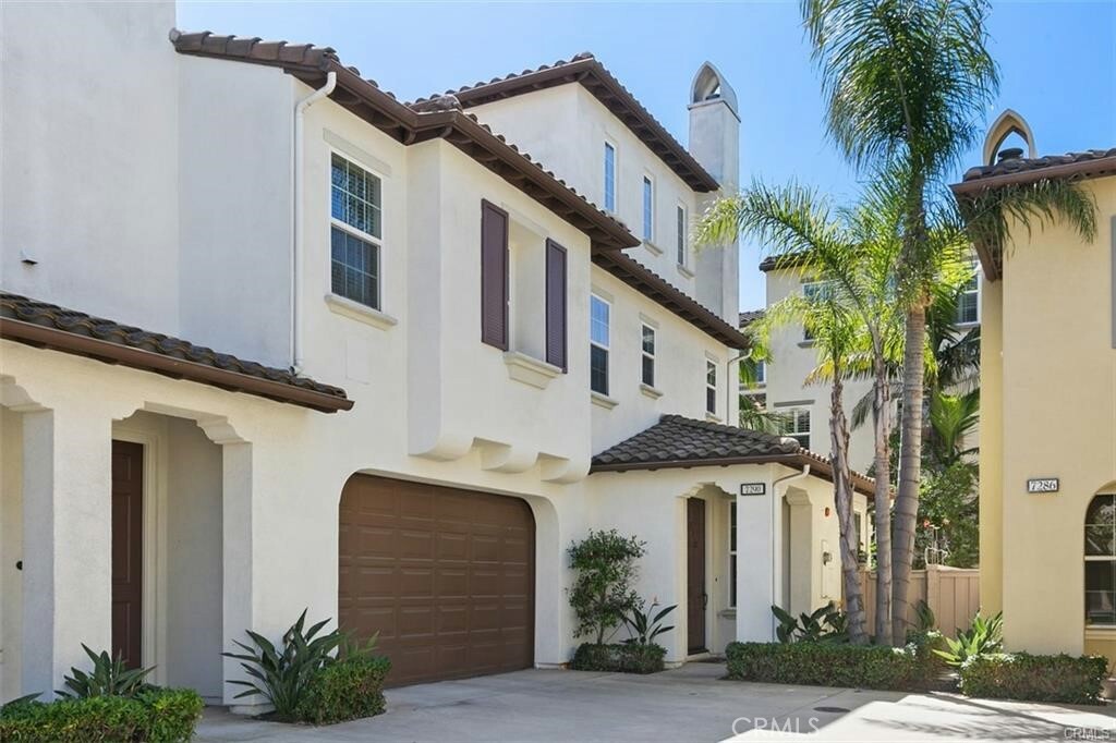 Property Photo: 7290 Mirage Drive CA 92648
