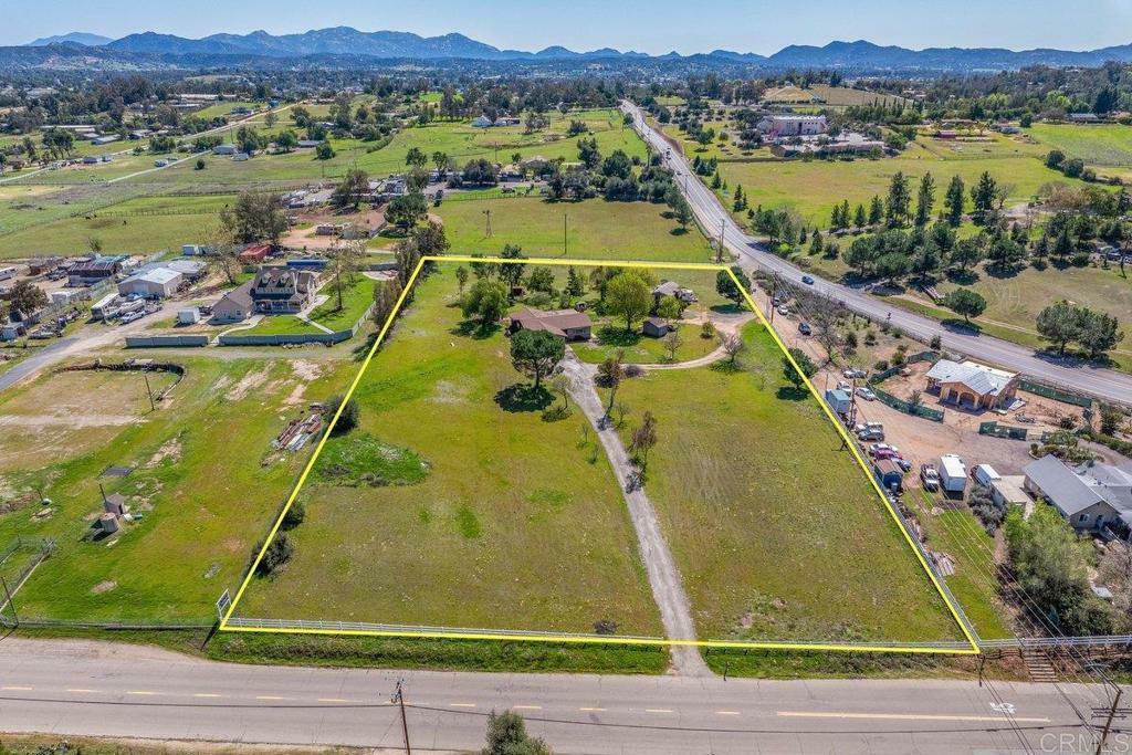 Property Photo:  846 W Haverford  CA 92065 