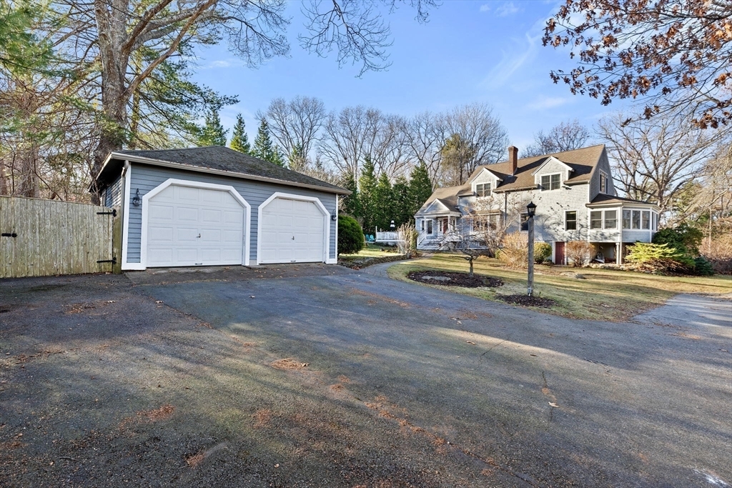 Property Photo:  185 Damons Point Rd  MA 02050 