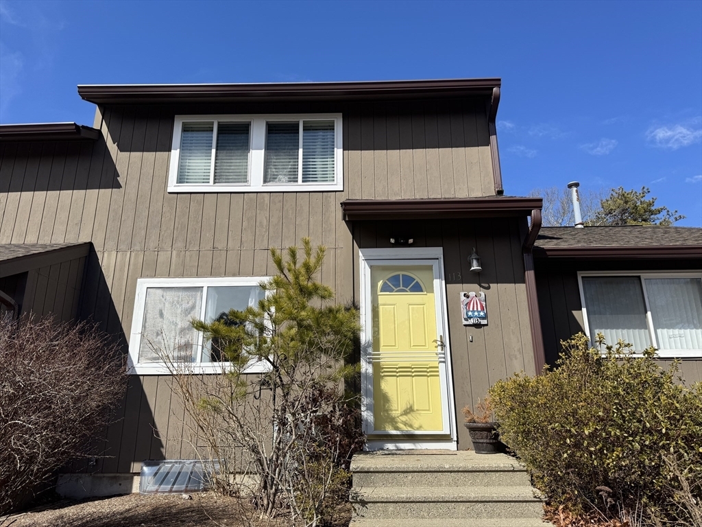 Property Photo: 113 Admirals Way 113 MA 02532