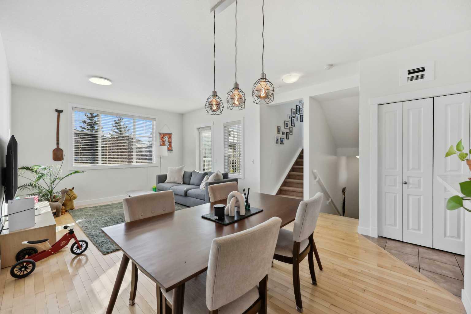 Property Photo: 281 Cougar Ridge Drive SW 403 AB T3H 0J2