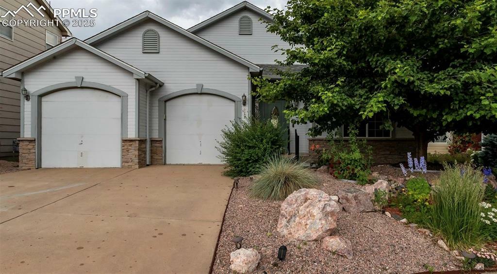 Property Photo:  471 Assay Court  CO 80905 