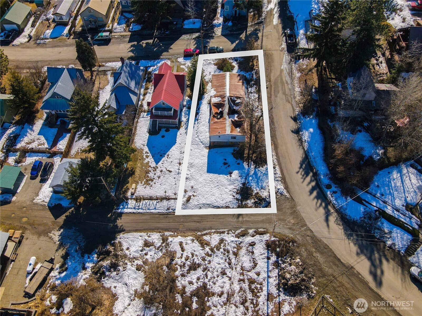 Property Photo: 103 S 3rd Street WA 98941