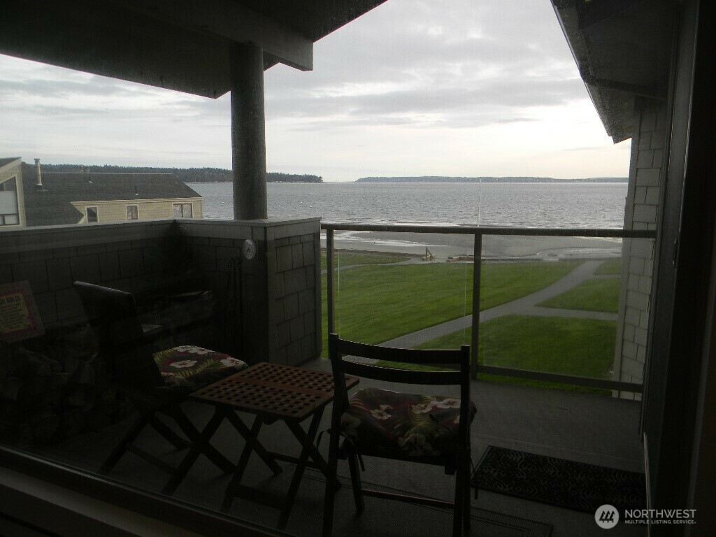 Property Photo:  816  Old Beach Road 203  WA 98249 