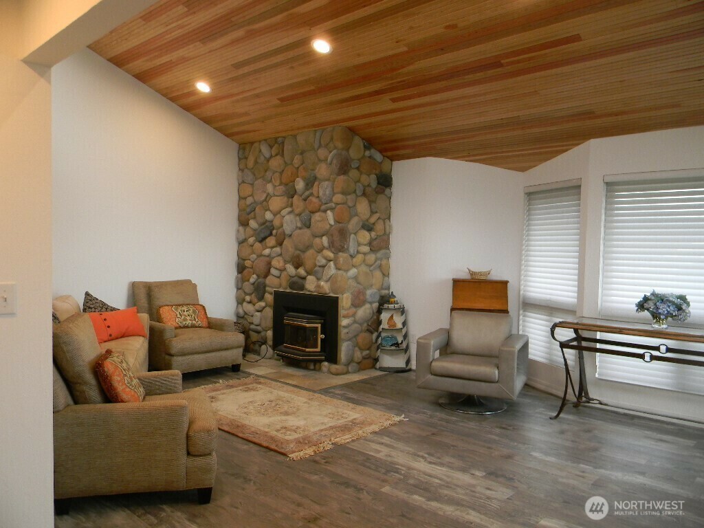 Property Photo: 816 Old Beach Road 203 WA 98249