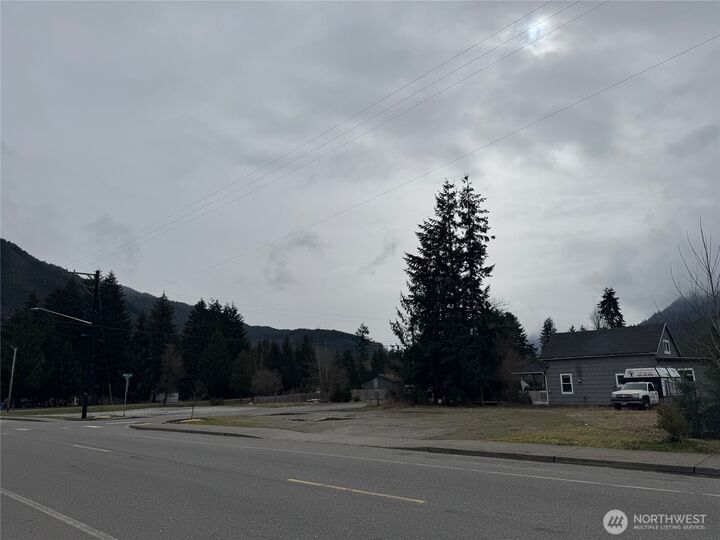 Property Photo: 1025 Darrington Street WA 98241