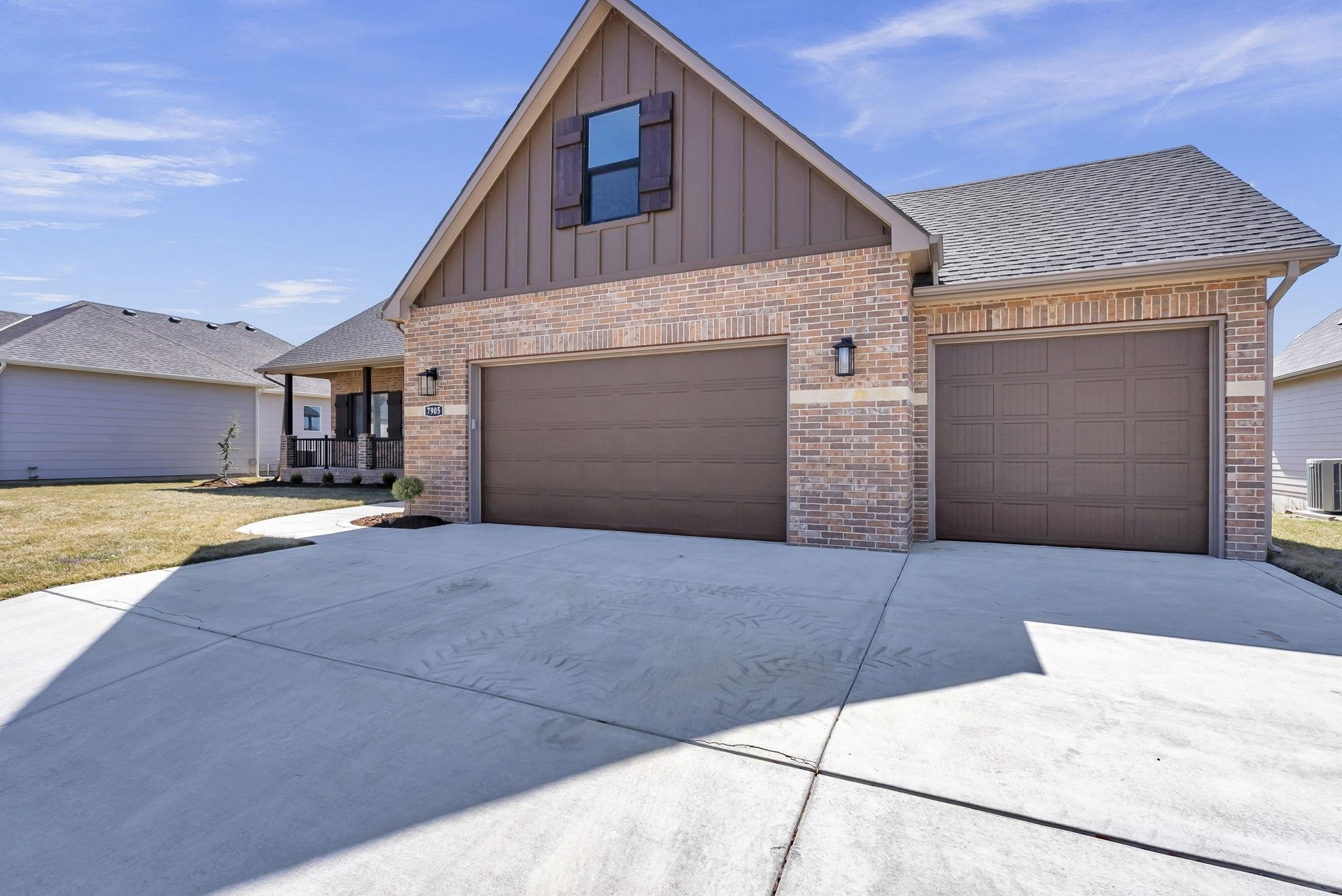 Property Photo:  7905 E Turquoise Trl  KS 67226 