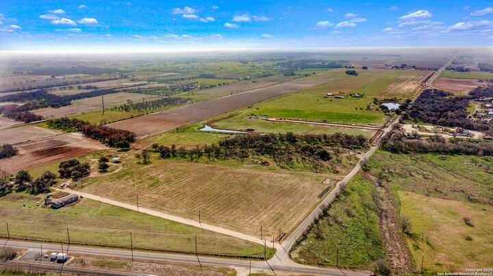 Property Photo: 11026 County Road 584 TX 78039