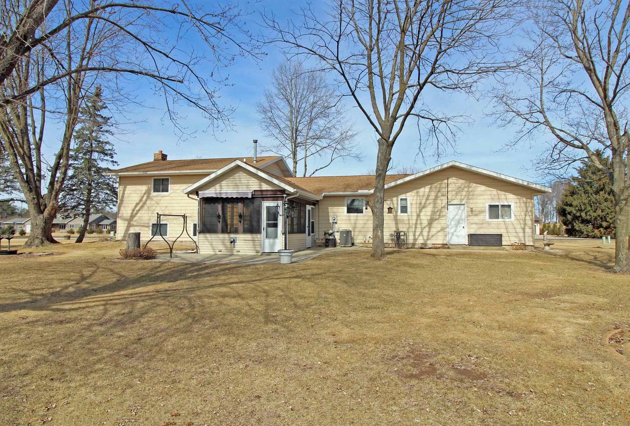 Property Photo:  10359 Curtiss Road  WI 53560 