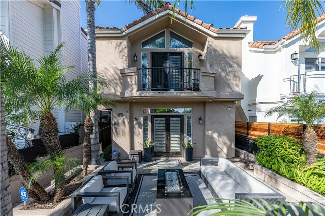 Property Photo: 905 California Street CA 92648