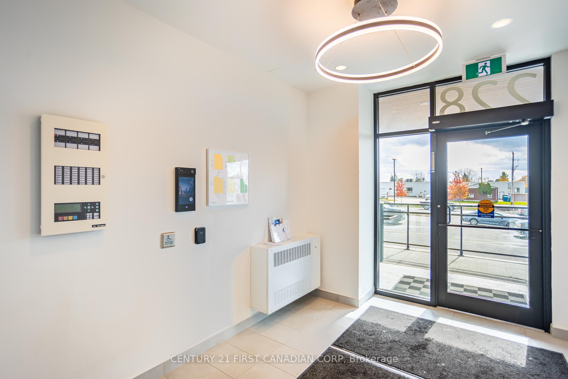 Photo de la propriété:  228 McConnell Street 307  ON N0M 1S3 