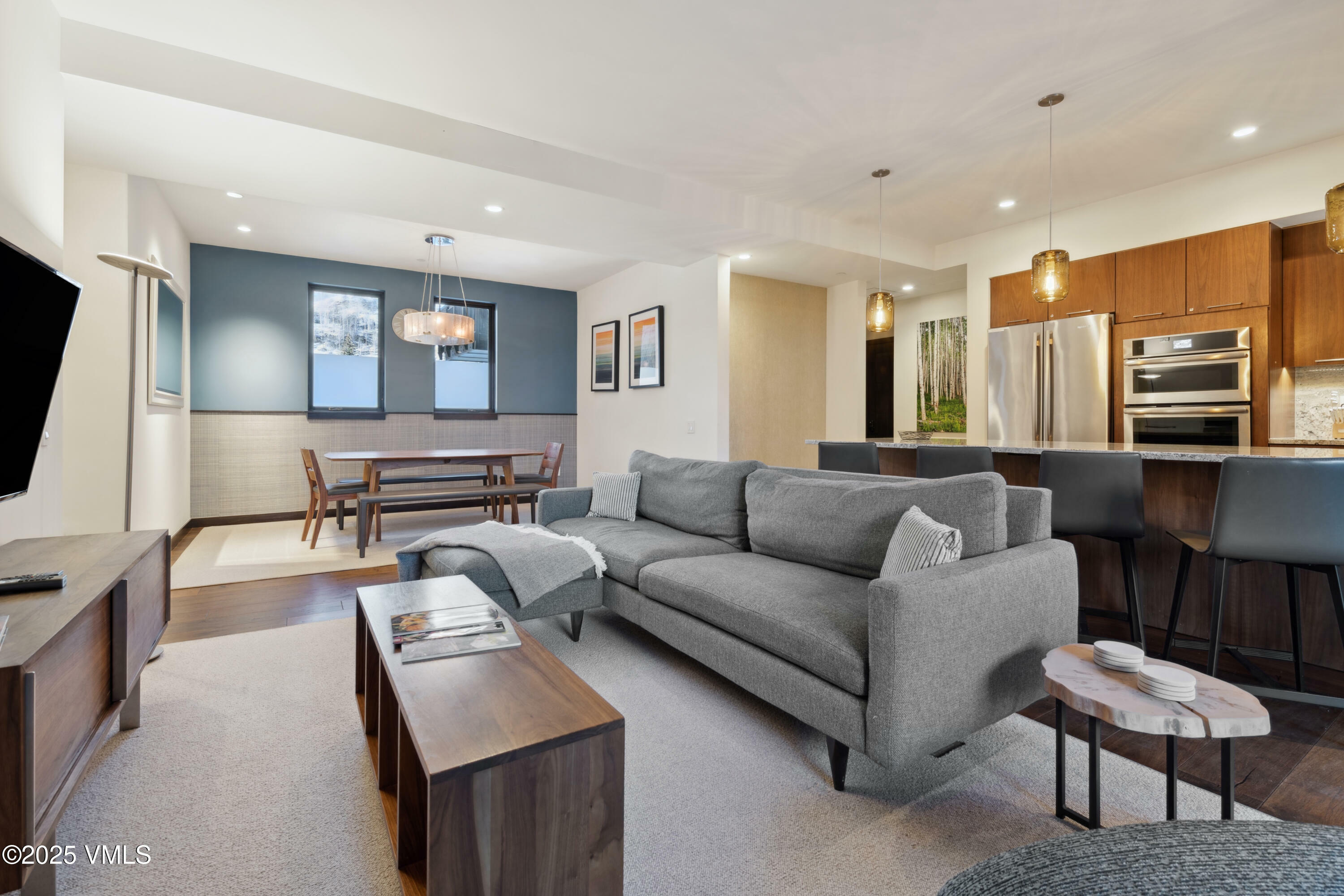 Property Photo: 701 W Lionshead Circle E307 CO 81657