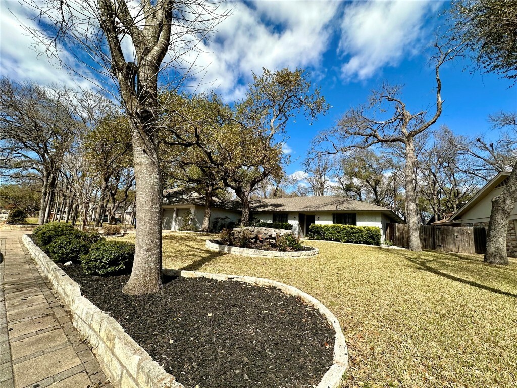 Property Photo: 11740 D K Ranch Road TX 78759