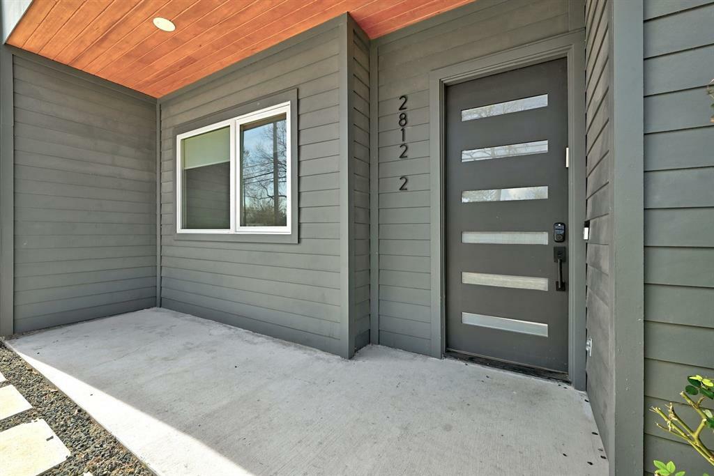 Property Photo: 2812 E 4th Street 2 TX 78702