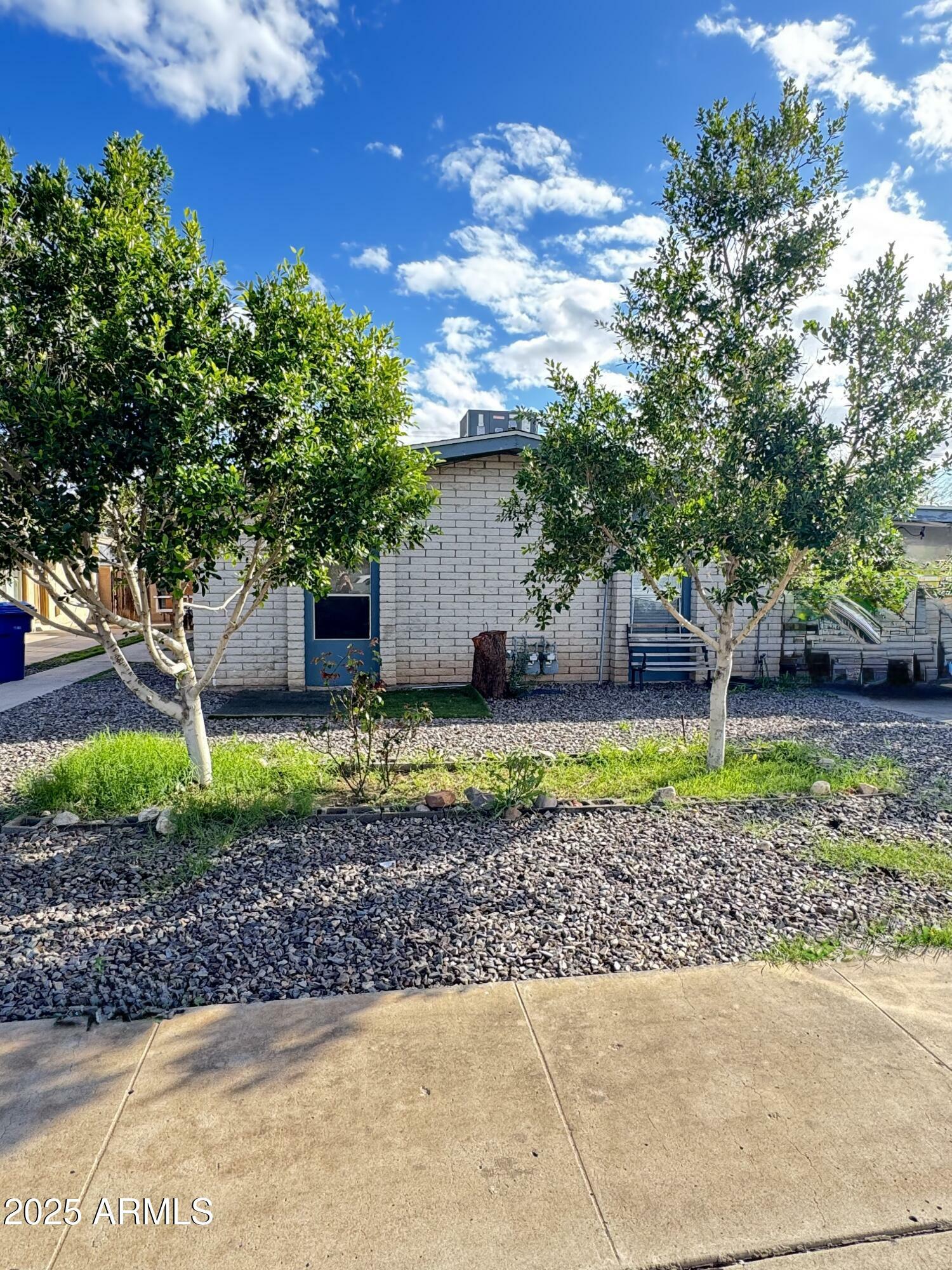 Property Photo: 311 E 6th Avenue AZ 85210