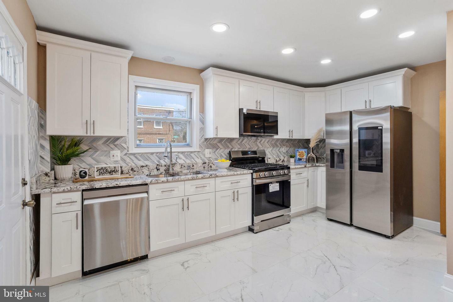 825 Magee Avenue  Philadelphia PA 19111 photo
