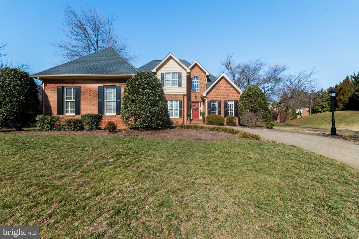 Property Photo:  902 Mahone Drive  VA 22601 