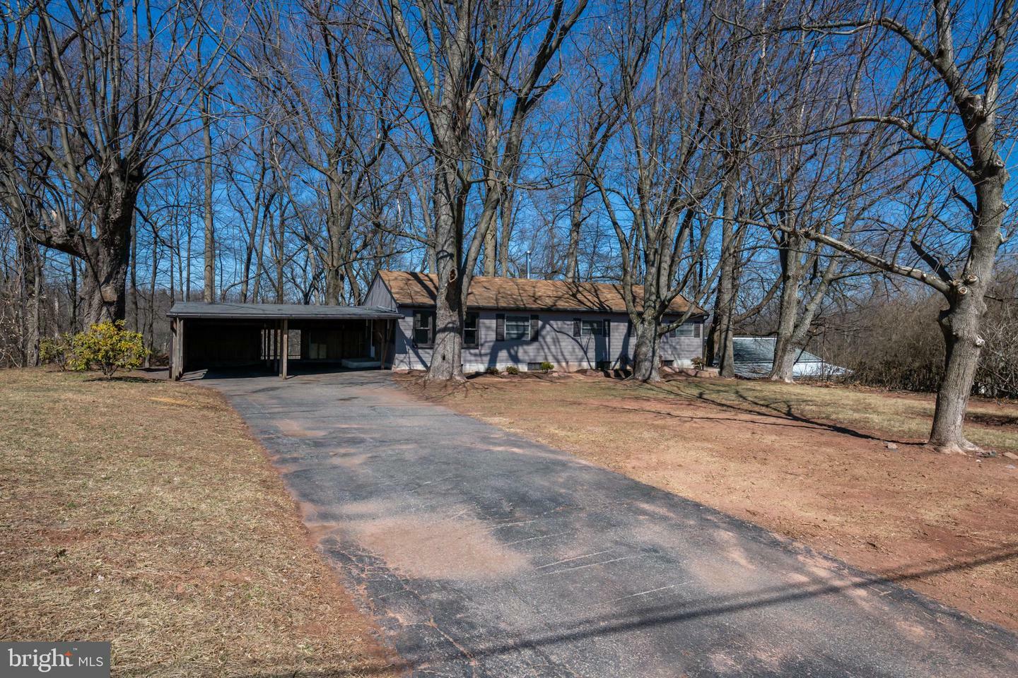 Property Photo:  501 Alleghenyville Road  PA 19540 