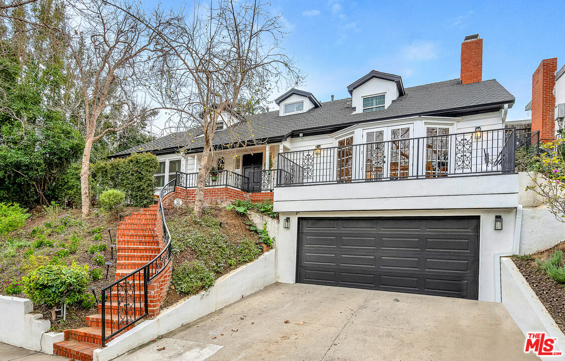 Property Photo:  751   Westholme Ave  CA 90024 