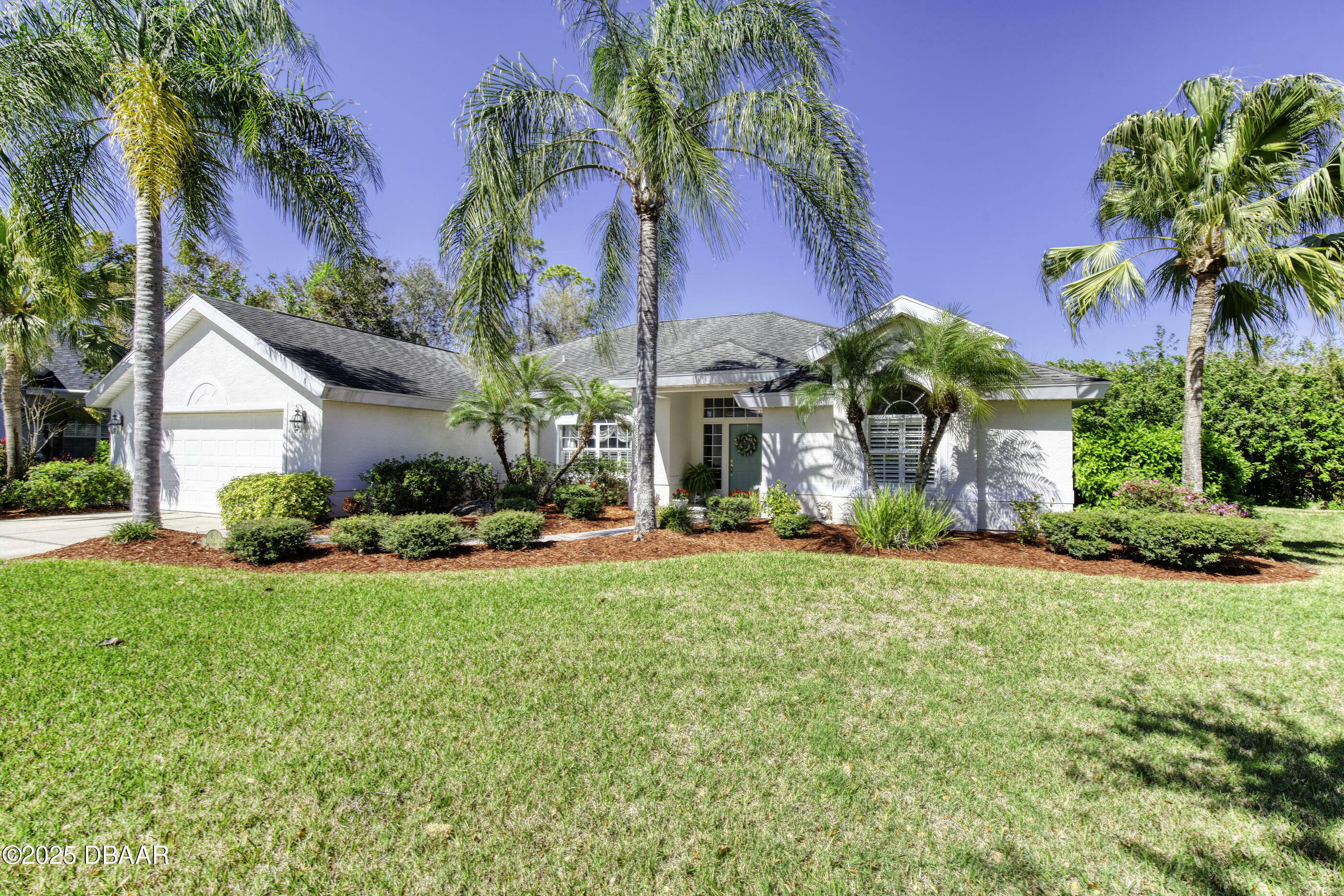 Property Photo: 8 Fox Cliff Way FL 32174