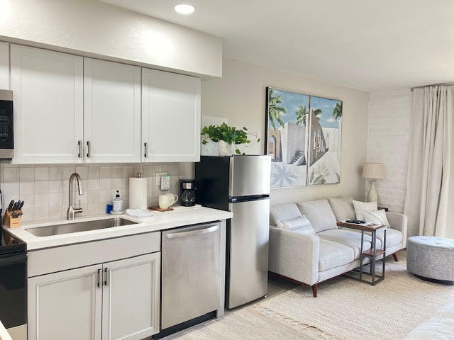 Property Photo: 73850 Fairway Drive 39 CA 92260