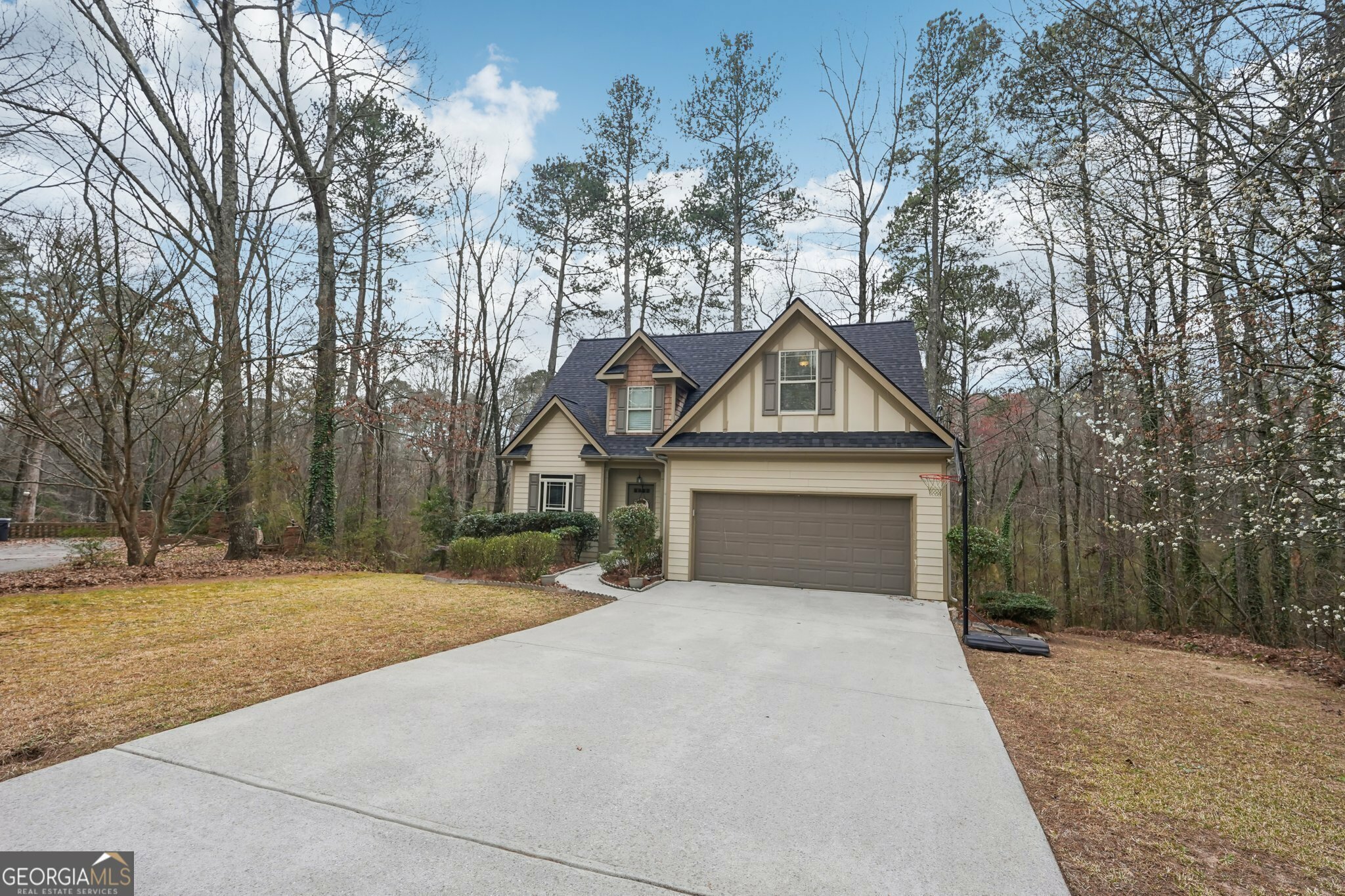 Property Photo:  2845 Hickory Circle  GA 30078 