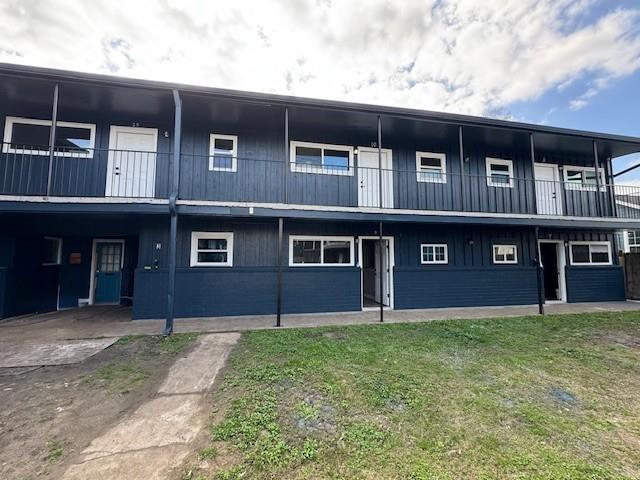 Property Photo: 4706 Yellowstone Boulevard 9 TX 77021