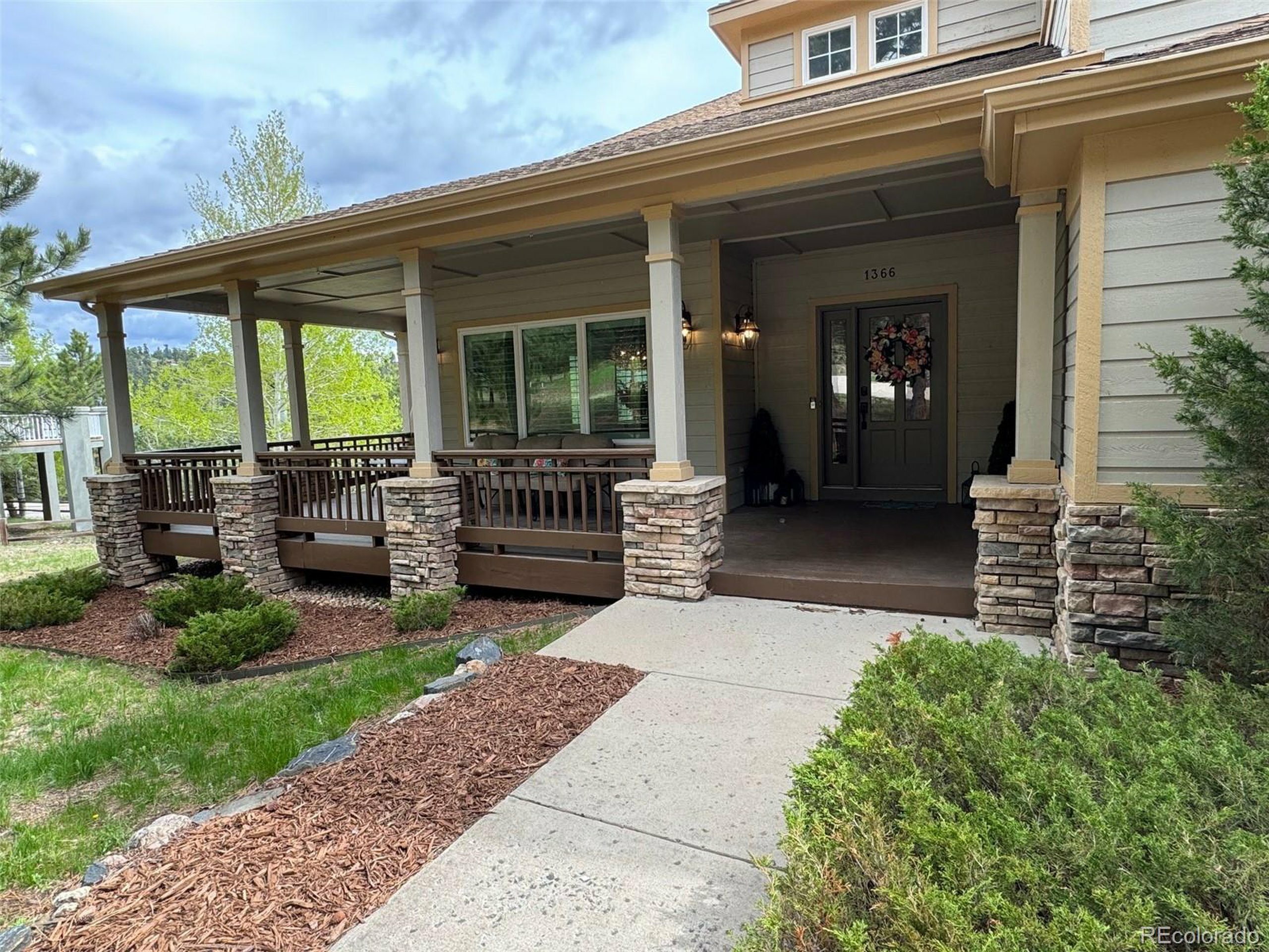 Property Photo: 1366 Killington Ct CO 80439