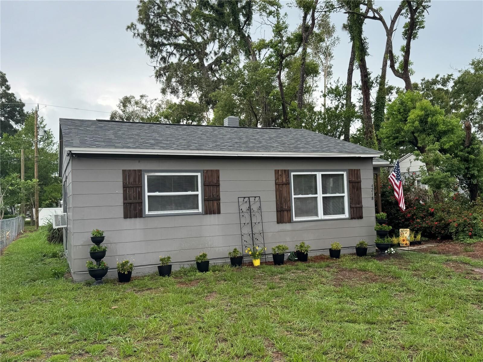 Property Photo: 4218 2nd Avenue S FL 33711