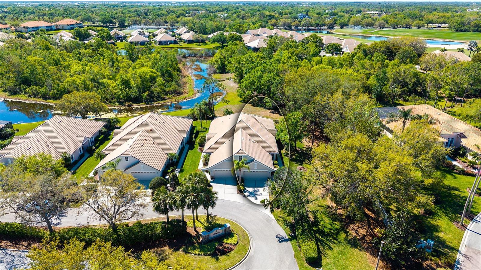 Property Photo: 7004 Old Tabby Circle FL 34202