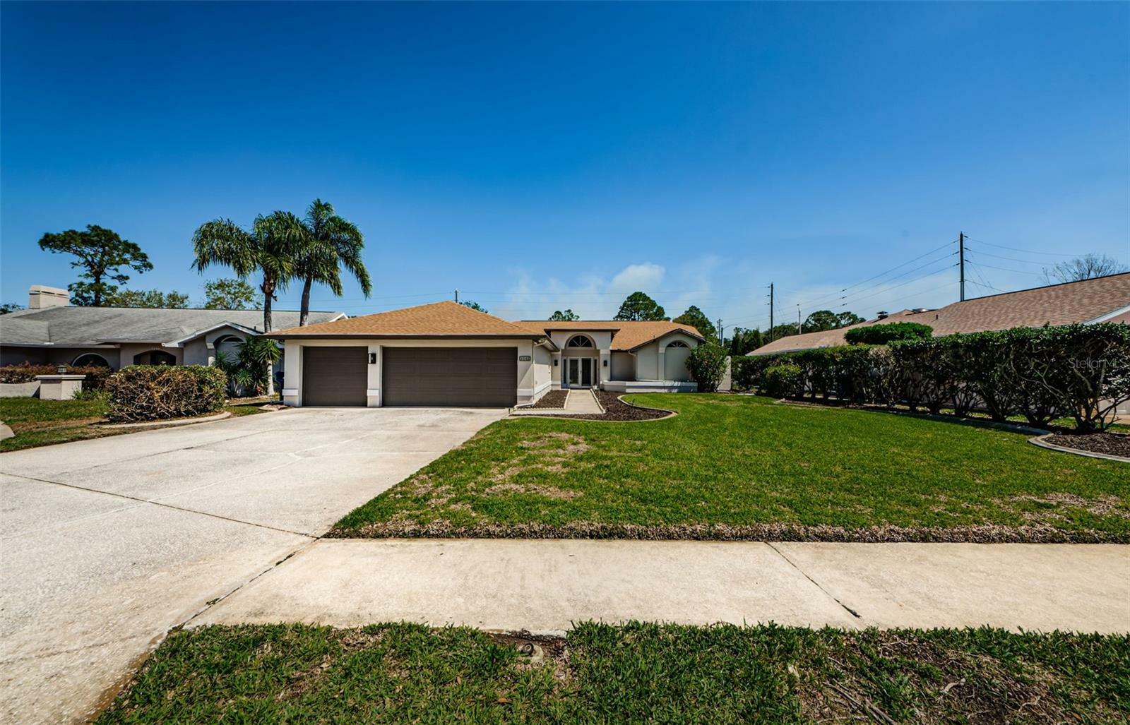 Property Photo: 5342 Sagamore Court FL 34655