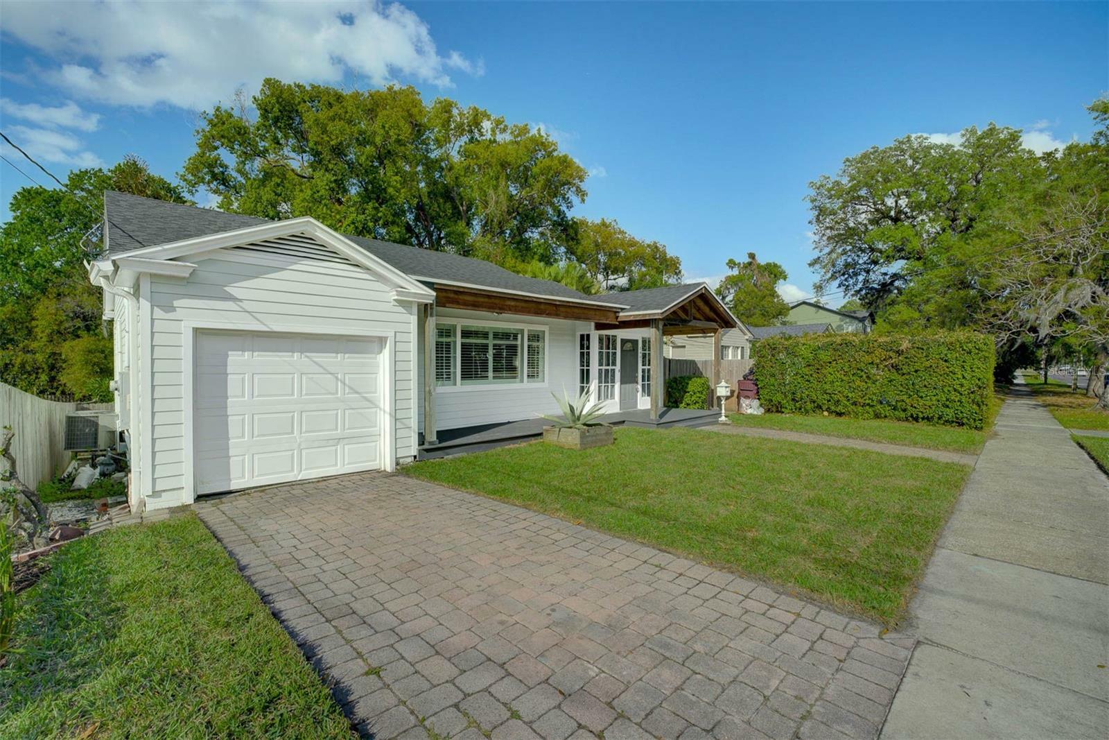 Property Photo:  1407 E Kaley Street  FL 32806 