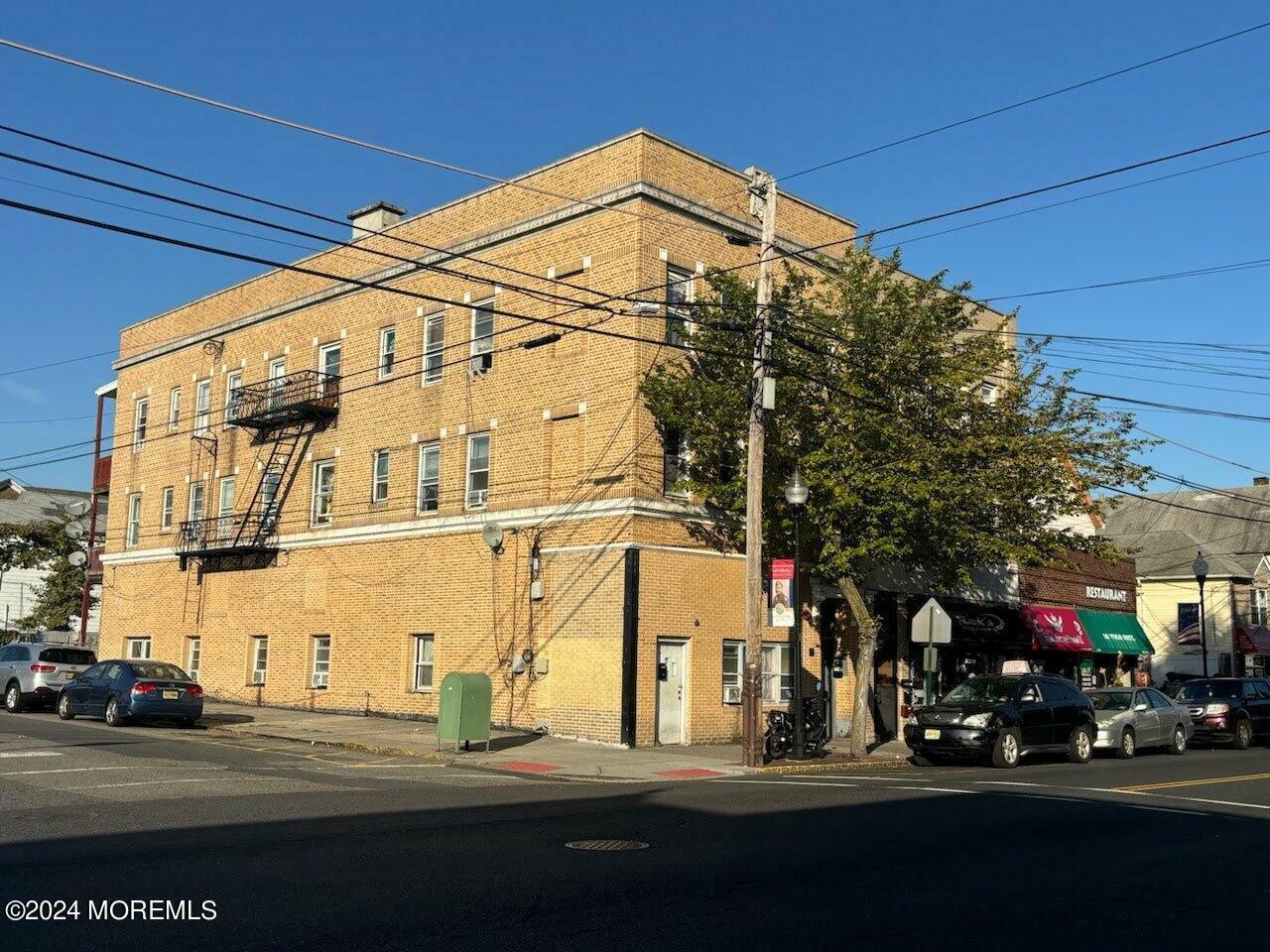 Property Photo:  322 Smith Street  NJ 08861 