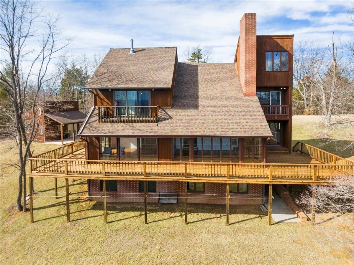 Property Photo: 435 Big Sky Trail VA 24060